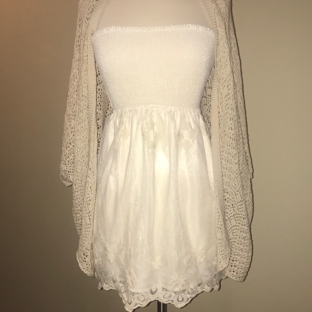NWOT✨F21 Lace Tube Top